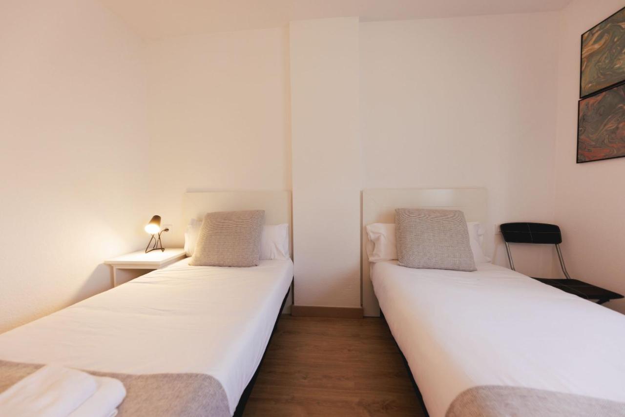Bravissimo Pont De La Princesa, Comfortable 3-Bedroom Apartment Girona Exterior foto