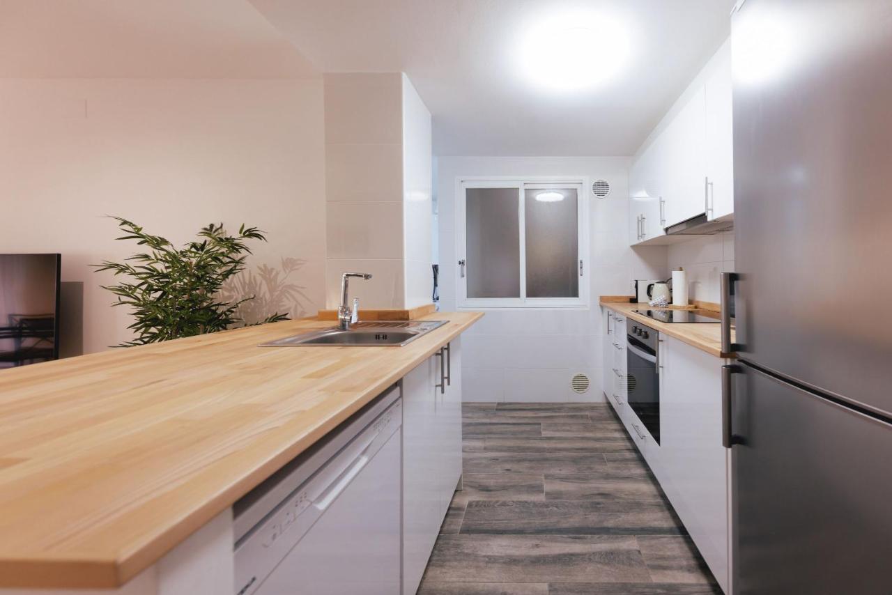 Bravissimo Pont De La Princesa, Comfortable 3-Bedroom Apartment Girona Exterior foto